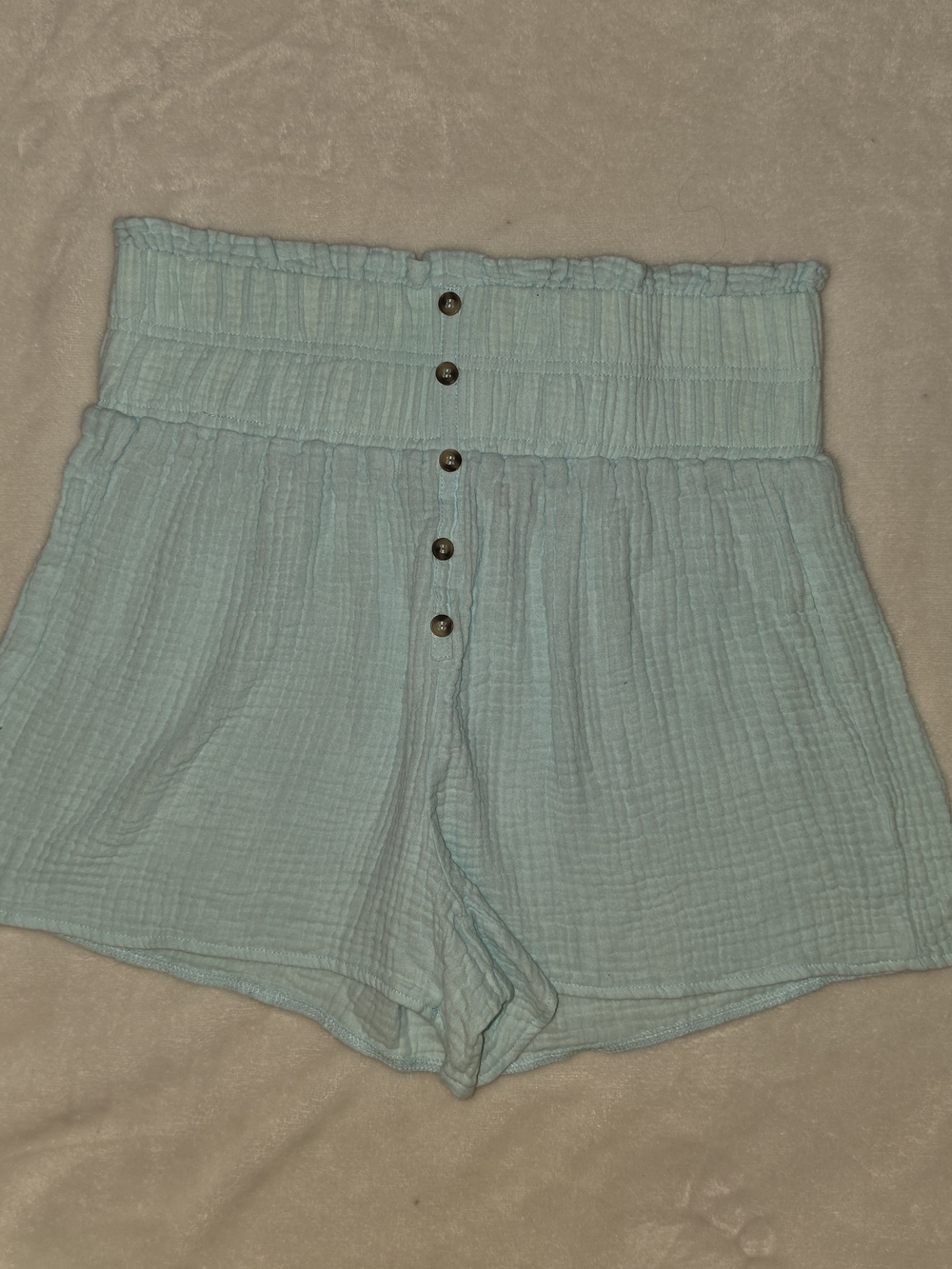 Simply Southern Ice Mint Gauze Smocked High Waist Shorts S/M - Picture 2 of 7